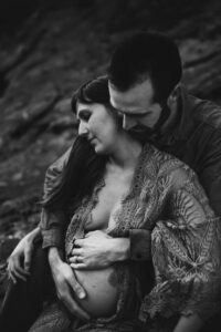 pregnant woman during maternity session in oregon